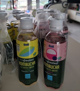 더그레잇티 콤부차 [매일유업] 더그레잇티 44kcal 콤부차 300ml *12개입 (오리지널 6개+베리리치 6개) — 4점을 준 리뷰어가 2023년 8월 올린 사용 사진
