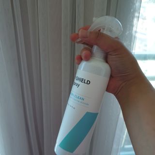 브이쉴드 살균 스프레이 300ml — 5점을 준 리뷰어가 2021년 7월 올린 사용 사진