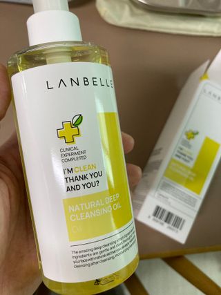 랑벨 내츄럴 딥 클렌징 오일 200ml (저자극 약산성 천연 클렌징) — 5점을 준 리뷰어가 2022년 5월 올린 사용 사진