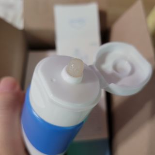 [심폐소생소] 무불소 임산부 천연 치약 — 5점을 준 리뷰어가 2021년 8월 올린 사용 사진