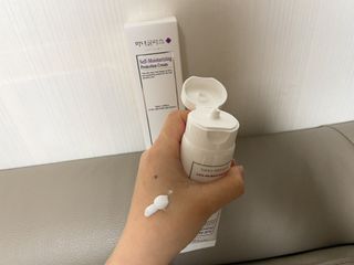셀프 모이스처라이징 프로텍션 크림 셀프 모이스처라이징 프로텍션크림 — 5점을 준 리뷰어가 2022년 4월 올린 사용 사진