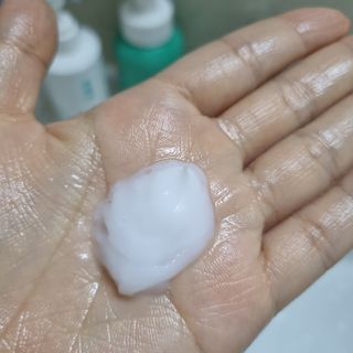 안티닷프로 두피케어 샴푸 — 5점을 준 리뷰어가 2022년 6월 올린 사용 사진