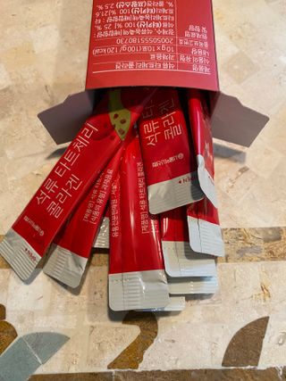 서울약사신협_석류 타트체리 콜라겐_10g x 30포 — 5점을 준 리뷰어가 2021년 7월 올린 사용 사진