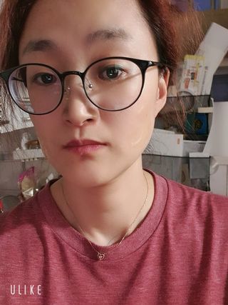 아이앤립 / EYENLIP 아이앤립 24K 골드 N 펩타이드 앰플 크림 — 5점을 준 리뷰어가 2021년 4월 올린 사용 사진