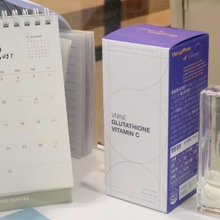 브이나인 글루타치온 비타민C 콜라겐 세라마이드 14포 1BOX — 4.5점을 준 리뷰어가 2022년 8월 올린 사용 사진