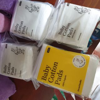 디어엘로디 프리미엄 유기농 유아 솜티슈 40매 3Pack +60매 1Pack 혼합형 — 5점을 준 리뷰어가 2021년 4월 올린 사용 사진