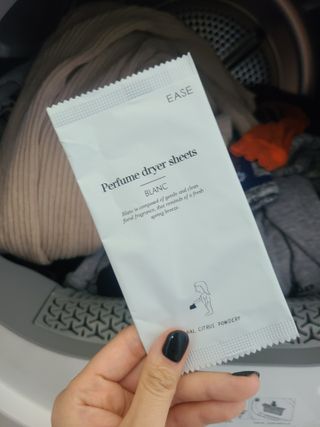 [이즈라이프코스메틱] 퍼퓸 드라이어 시트 히노끼향  or 블랑향 2중 택1 30매 — 5점을 준 리뷰어가 2021년 6월 올린 사용 사진