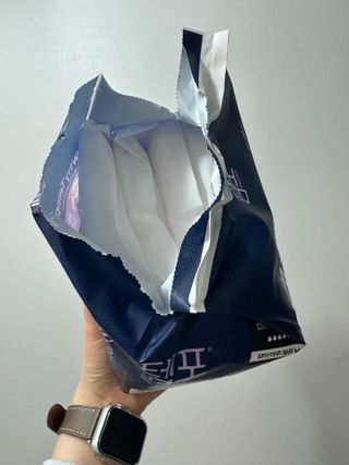 N[템포 ] 패드 내추럴 순면 입는 오버나이트 5P * 2개 — 5점을 준 리뷰어가 2024년 1월 올린 사용 사진