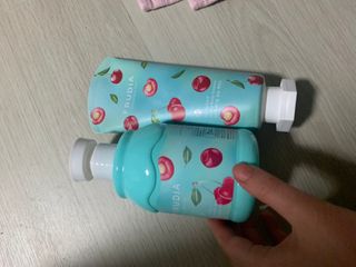 [후르디아] 과즙 뿜뿜_체리 바디워시+바디에센스 세트 — 5점을 준 리뷰어가 2020년 12월 올린 사용 사진