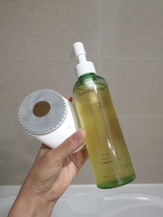 스킨큐어 산다화 순한 클렌징 동백 오일 200ml — 5점을 준 리뷰어가 2023년 4월 올린 사용 사진