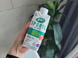 셀렉스스포츠 셀렉스 스포츠 웨이 프로틴 복숭아_ 330ml x 12팩 — 5점을 준 리뷰어가 2021년 3월 올린 사용 사진