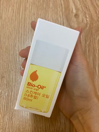 바이오오일 [바이오-오일] 스킨케어 오일 내추럴 60ml — 5점을 준 리뷰어가 2021년 12월 올린 사용 사진