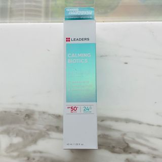 리더스코스메틱 리더스 카밍 바이오틱스 선 에센스 SPF 50+ PA++++ — 5점을 준 리뷰어가 2022년 6월 올린 사용 사진