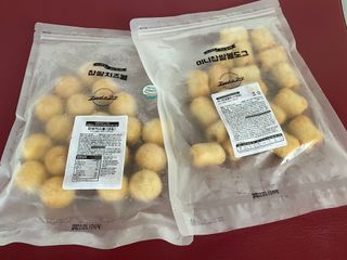 Dog&Ball 독앤볼 [Dog&Ball] 미니찹쌀볼도그 찹쌀치즈볼 — 5점을 준 리뷰어가 2021년 8월 올린 사용 사진