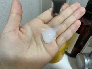 방방곳곳 편림초 마이크로바이옴 샴푸 — 5점을 준 리뷰어가 2022년 3월 올린 사용 사진