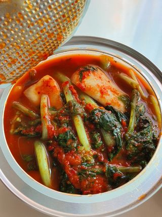 셰프애찬 알타리김치 총각김치 1kg — 5점을 준 리뷰어가 2022년 10월 올린 사용 사진