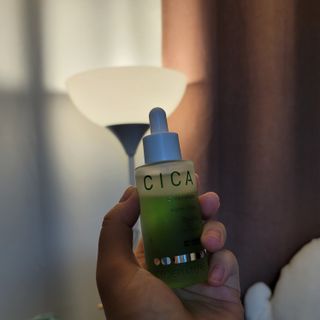 코드네이처 비아미 시카 더블 앰플 과 마스크[5장] — 4점을 준 리뷰어가 2021년 10월 올린 사용 사진