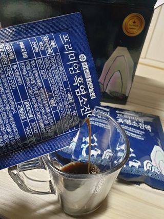 참앤들황토농원 국내산 흑염소를 정성스럽게 담은, 프리미엄 흑염소 진액 70ml x 30포 1박스 — 5점을 준 리뷰어가 2023년 1월 올린 사용 사진