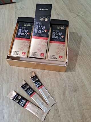 서울약사신협_투데이홍삼정플러스스틱_10g x 30포 — 5점을 준 리뷰어가 2021년 1월 올린 사용 사진