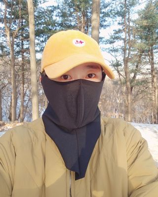 [AVAVE] 어베이브 올인원히트 스포츠 골프 방한 넥워머 마스크 — 5점을 준 리뷰어가 2024년 1월 올린 사용 사진