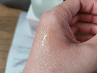 브에노 파리퀸 윌 페이스 오일 — 4점을 준 리뷰어가 2021년 6월 올린 사용 사진