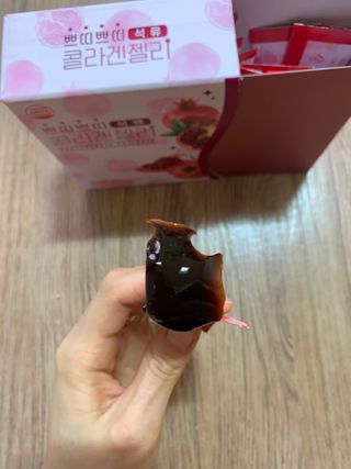 헬스업_쁘띠쁘띠석류콜라겐젤리_20g x 14포 — 5점을 준 리뷰어가 2021년 2월 올린 사용 사진