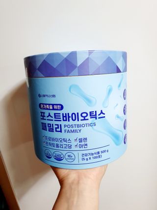 서울약사신협_포스트바이오틱스패밀리_5g x 100포 — 5점을 준 리뷰어가 2021년 5월 올린 사용 사진