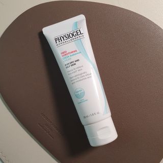 피지오겔 레드수딩 시카밸런스 크림 50ml — 5점을 준 리뷰어가 2022년 4월 올린 사용 사진