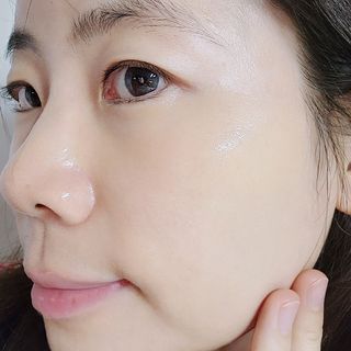 청담로즈 로즈블랑 화이트닝 슈퍼 리페어 리커버리 앰플 — 5점을 준 리뷰어가 2023년 7월 올린 사용 사진