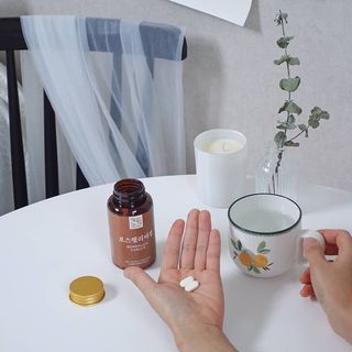 일편강심 여주정,마카정,새싹보리정,보스웰리아정,저분자콜라겐 — 5점을 준 리뷰어가 2021년 7월 올린 사용 사진