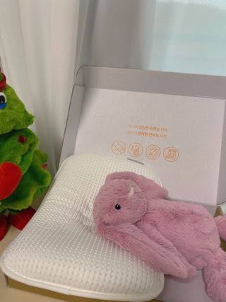 일상유희 newborn 뉴본필로우 아기두상관리베개 — 5점을 준 리뷰어가 2023년 1월 올린 사용 사진