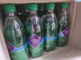 몽베스트 Montbest with Sparkling water Plain 20병 — 4.5점을 준 리뷰어가 2022년 12월 올린 사용 사진