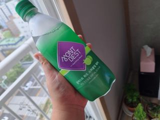 몽베스트 Montbest with Sparkling water Lime20병 — 5점을 준 리뷰어가 2021년 10월 올린 사용 사진