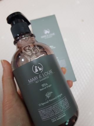 마리앤루이펫샴푸 [mari and louie pet shampoo] — 5점을 준 리뷰어가 2021년 5월 올린 사용 사진