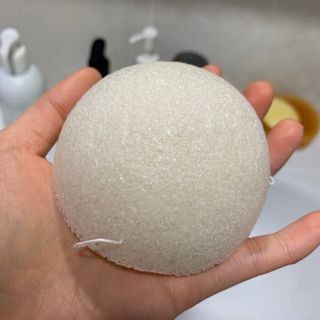 툴앤썸 로즈골드 에디션 치크or쉐딩 브러시+밀키 내추럴 스펀지+호빵 곤약 스펀지 — 4점을 준 리뷰어가 2021년 2월 올린 사용 사진