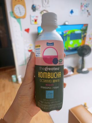 더그레잇티 콤부차 [매일유업] 더그레잇티 44kcal 콤부차 300ml *12개입 (오리지널 6개+베리리치 6개) — 4점을 준 리뷰어가 2023년 8월 올린 사용 사진