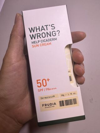 [후르디아] 민감피부 저자극 시카 선크림 — 5점을 준 리뷰어가 2023년 6월 올린 사용 사진