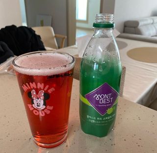 몽베스트 Montbest with Sparkling water Plain 20병 — 5점을 준 리뷰어가 2022년 9월 올린 사용 사진
