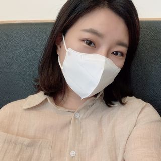 [에버그린] 2D 새부리형 KF80 중형 화이트 25매 — 5점을 준 리뷰어가 2021년 8월 올린 사용 사진
