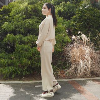 프런투라인 비마이 봄버 포켓 크롭 가디건 — 5점을 준 리뷰어가 2022년 3월 올린 사용 사진