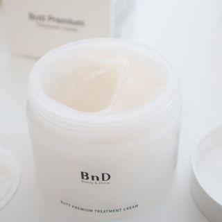 비엔디 2NOW[한글]BnD 바디 주름개선 엉덩이크림 — 5점을 준 리뷰어가 2025년 1월 올린 사용 사진