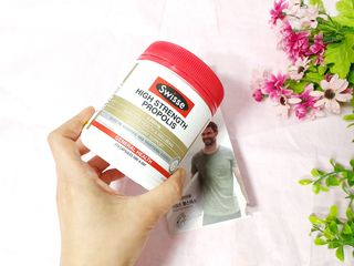 Swisse 스위스 고함량 프로폴리스 2,000mg 210정 — 5점을 준 리뷰어가 2021년 5월 올린 사용 사진