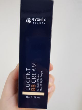 아이앤립 / EYENLIP 아이앤립 루센트 비비크림 2 Color — 5점을 준 리뷰어가 2021년 7월 올린 사용 사진