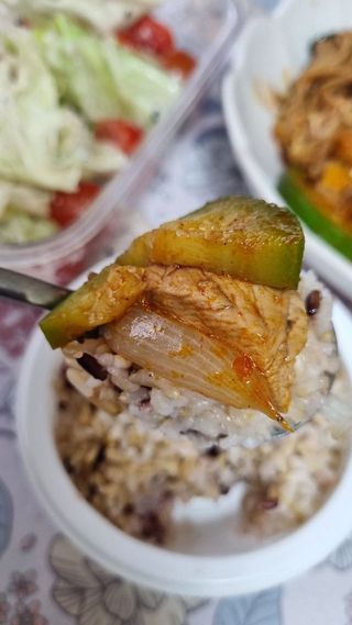 [구매평]양반 동원 양반 100밥 오미밥, 130g, 12개 — 5점을 준 리뷰어가 2025년 5월 올린 사용 사진