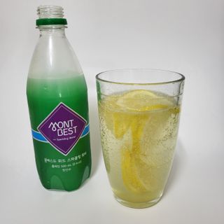 몽베스트 Montbest with Sparkling water Plain 20병 — 5점을 준 리뷰어가 2022년 5월 올린 사용 사진