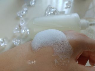 에일리언오더즈 센티드 핸드 앤 바디 워시 290ml (3종 택1) — 5점을 준 리뷰어가 2023년 8월 올린 사용 사진