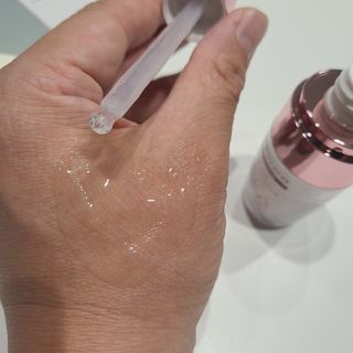나우 [리브엠] 123억개 엑소좀으로 채운 눈부신 광채, 엑소코어 화이트닝 텐션 앰플 — 5점을 준 리뷰어가 2023년 8월 올린 사용 사진