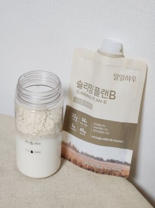 일일하우 슬리밍 플랜B 고소한 귀리맛, 진한 카카오맛 (체중조절식) — 4점을 준 리뷰어가 2023년 6월 올린 사용 사진