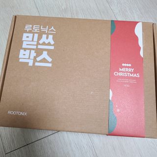 루토닉스 믿쓰박스 볼륨부스터 두피 홈케어 솔루션 — 3점을 준 리뷰어가 2021년 12월 올린 사용 사진