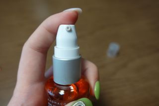 유니베르소 로즈힙 오일 15ml — 3.5점을 준 리뷰어가 2021년 4월 올린 사용 사진